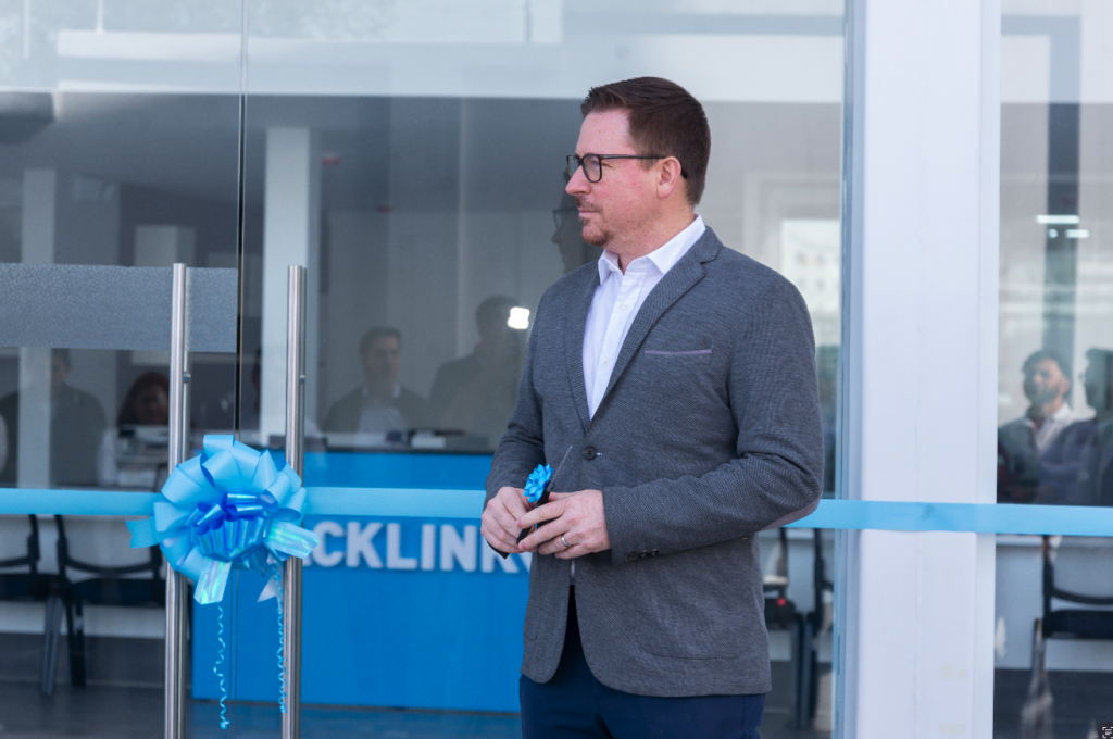 Tracklink inaugura su nueva sede en Quito e invierte en infraestructura para brindar la mejor experiencia a sus clientes