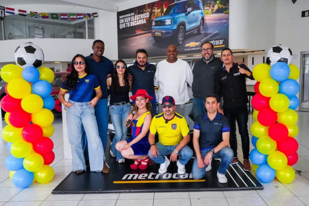 Metrocar reunió a Eduardo Hurtado y Agustín Delgado para celebrar la pasión por Ecuador junto a sus clientes