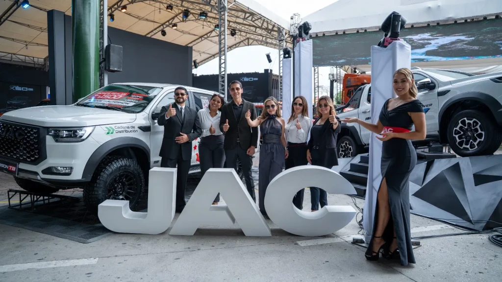 JAC Motors acelera la nueva era de la movilidad en Ecuador con el lanzamiento de tres innovaciones en AutoShow 2026